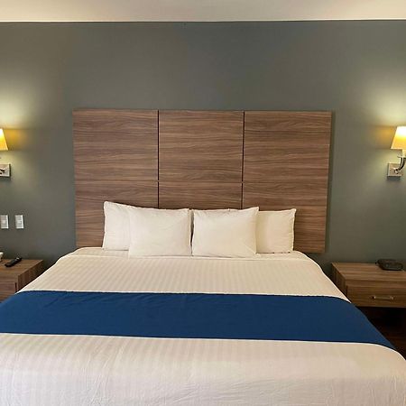 Best Western Plus Chihuahua Aeropuerto מראה חיצוני תמונה