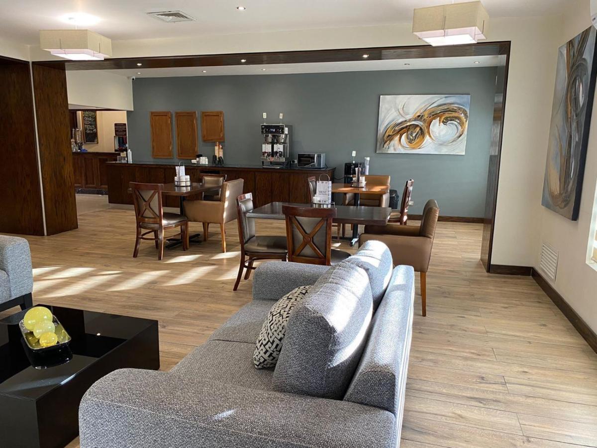 Best Western Plus Chihuahua Aeropuerto מראה חיצוני תמונה