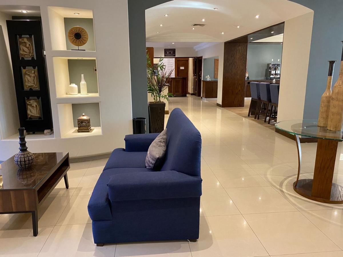 Best Western Plus Chihuahua Aeropuerto מראה חיצוני תמונה