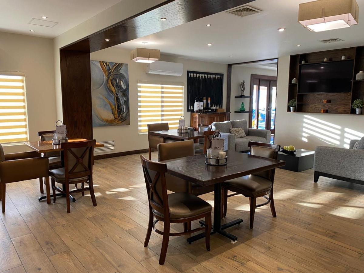 Best Western Plus Chihuahua Aeropuerto מראה חיצוני תמונה