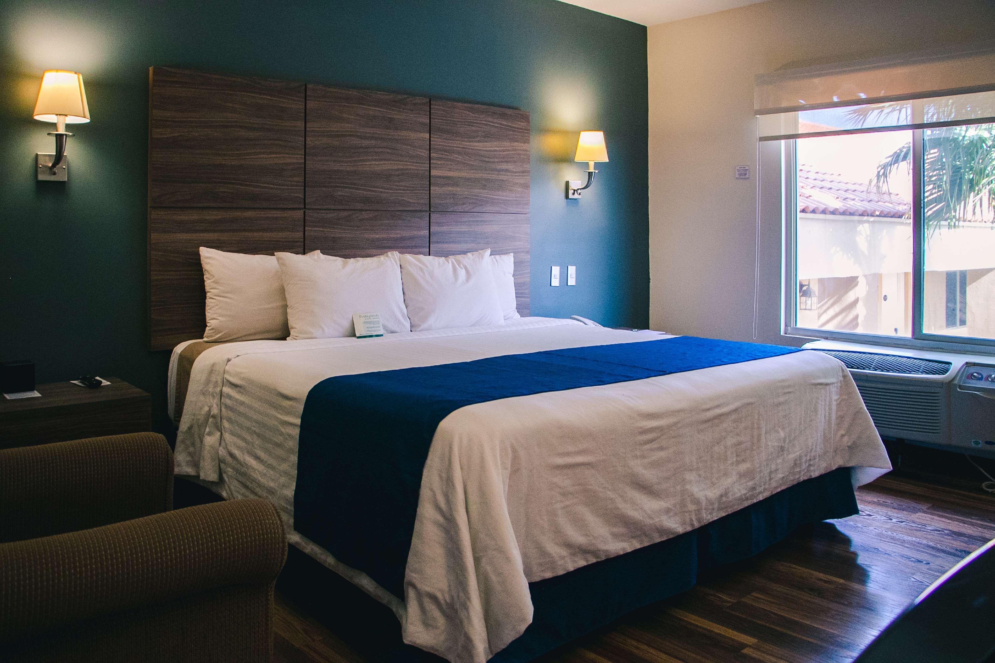 Best Western Plus Chihuahua Aeropuerto מראה חיצוני תמונה