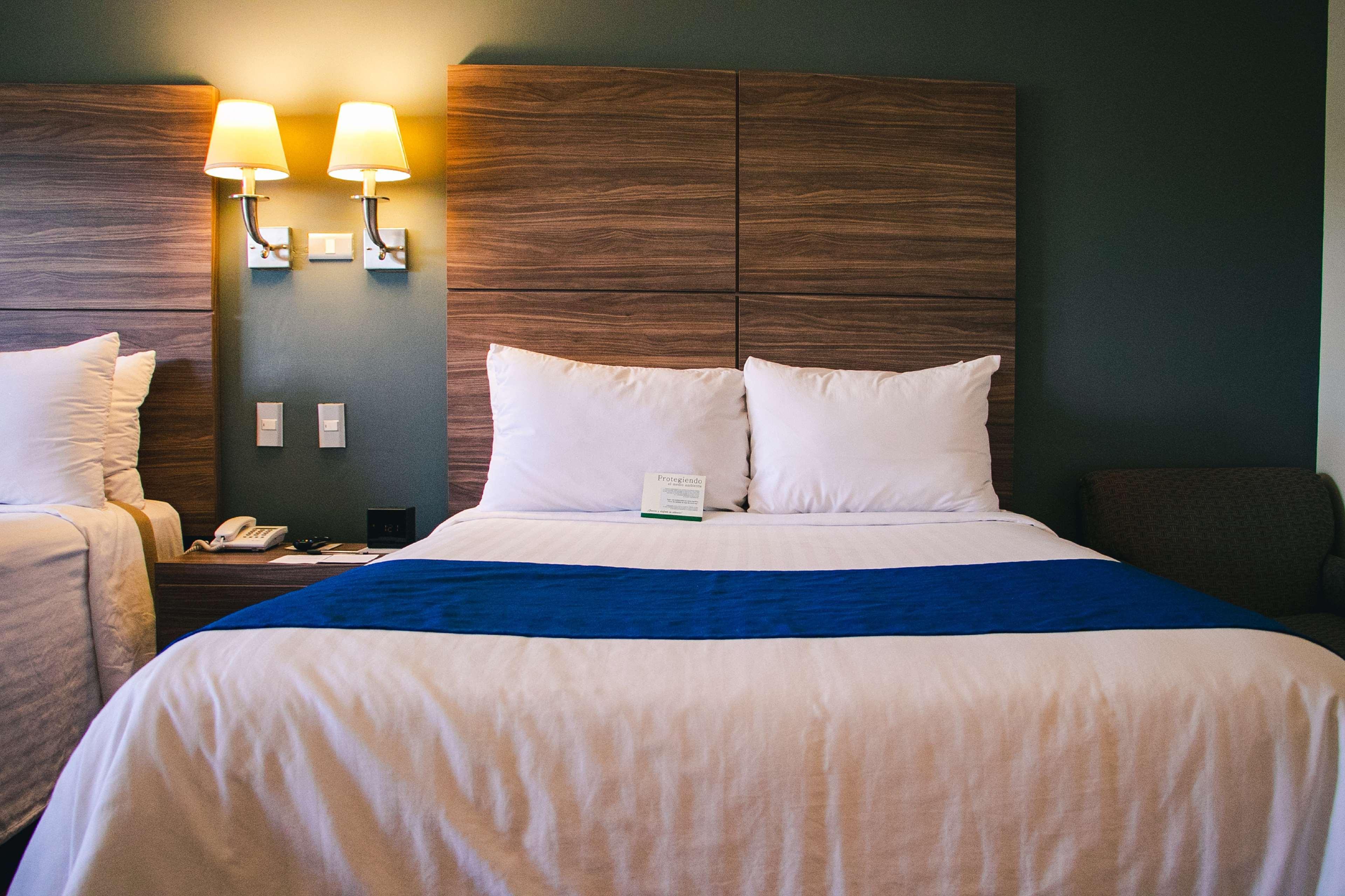 Best Western Plus Chihuahua Aeropuerto מראה חיצוני תמונה