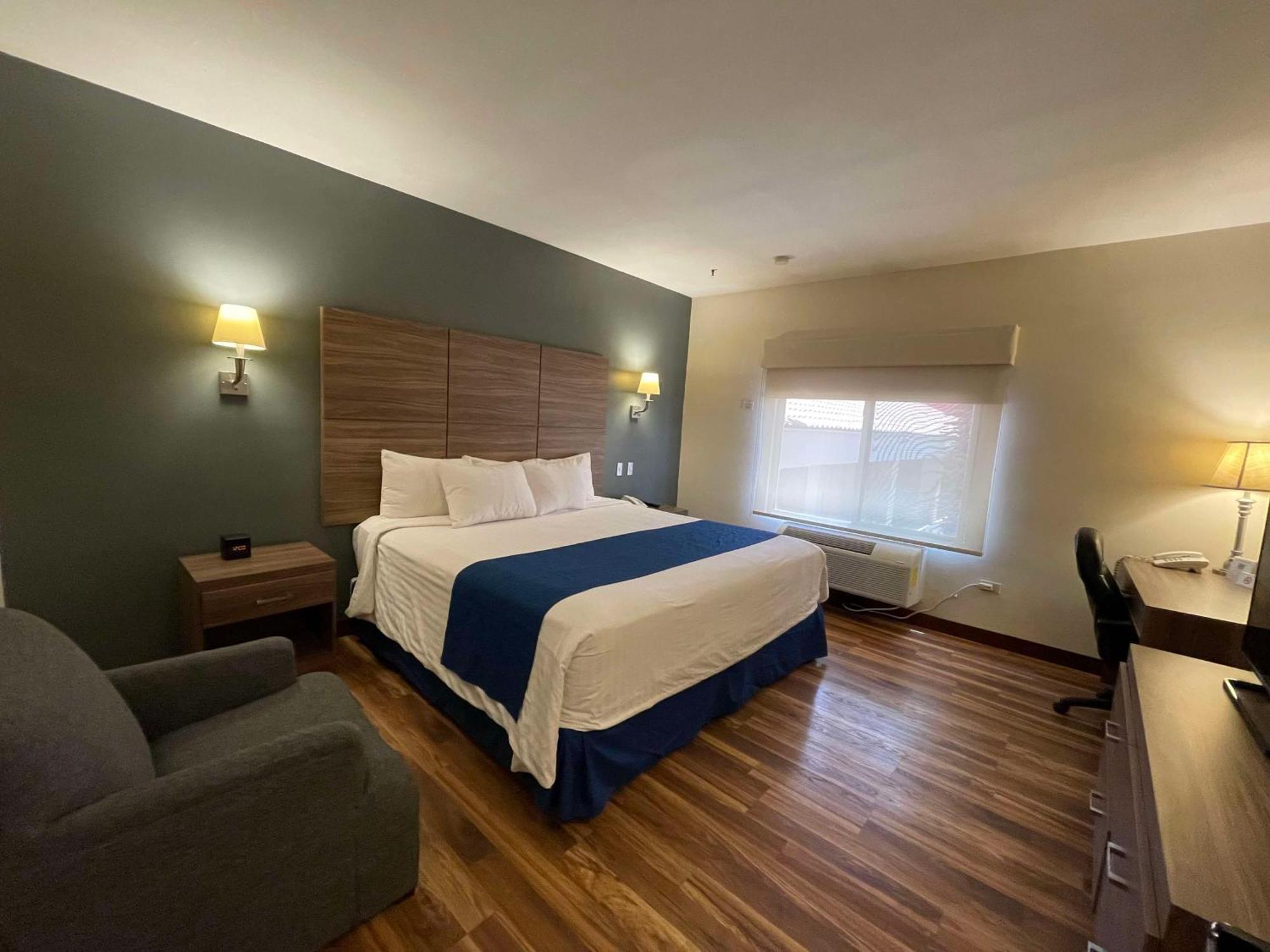 Best Western Plus Chihuahua Aeropuerto מראה חיצוני תמונה