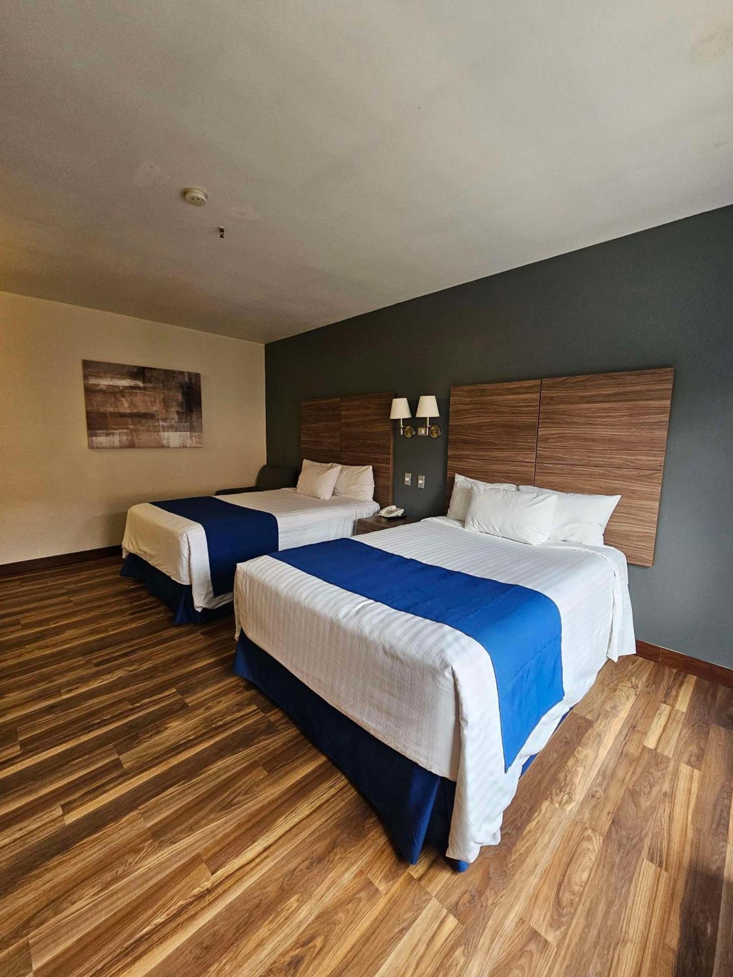 Best Western Plus Chihuahua Aeropuerto מראה חיצוני תמונה