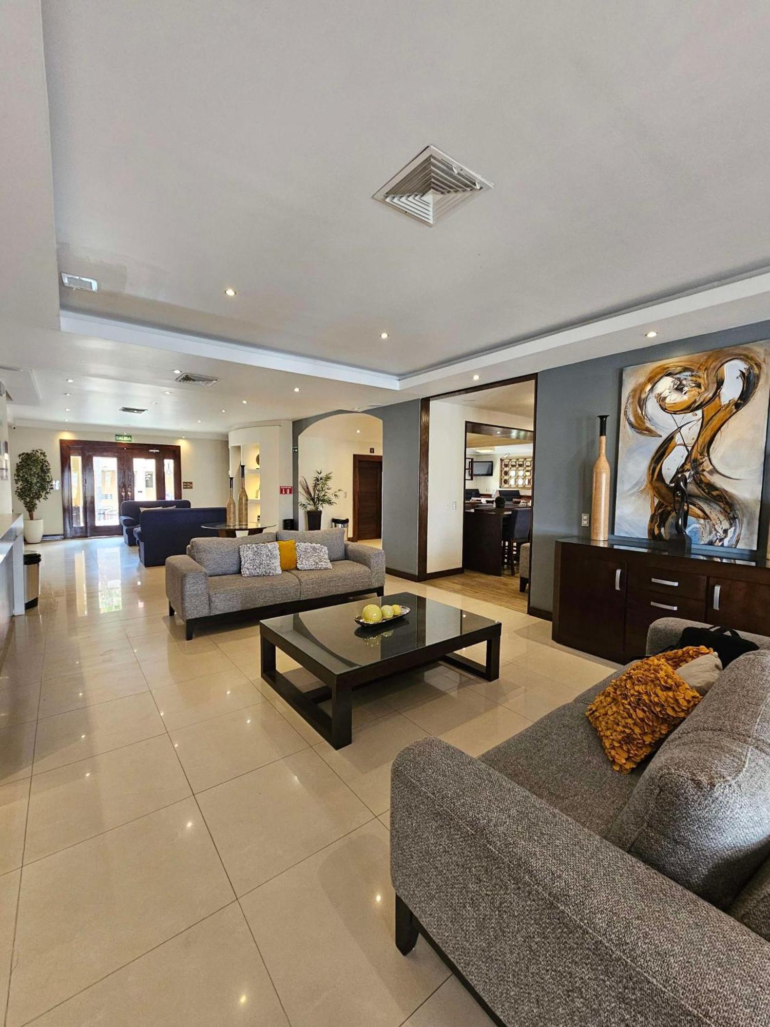 Best Western Plus Chihuahua Aeropuerto מראה חיצוני תמונה